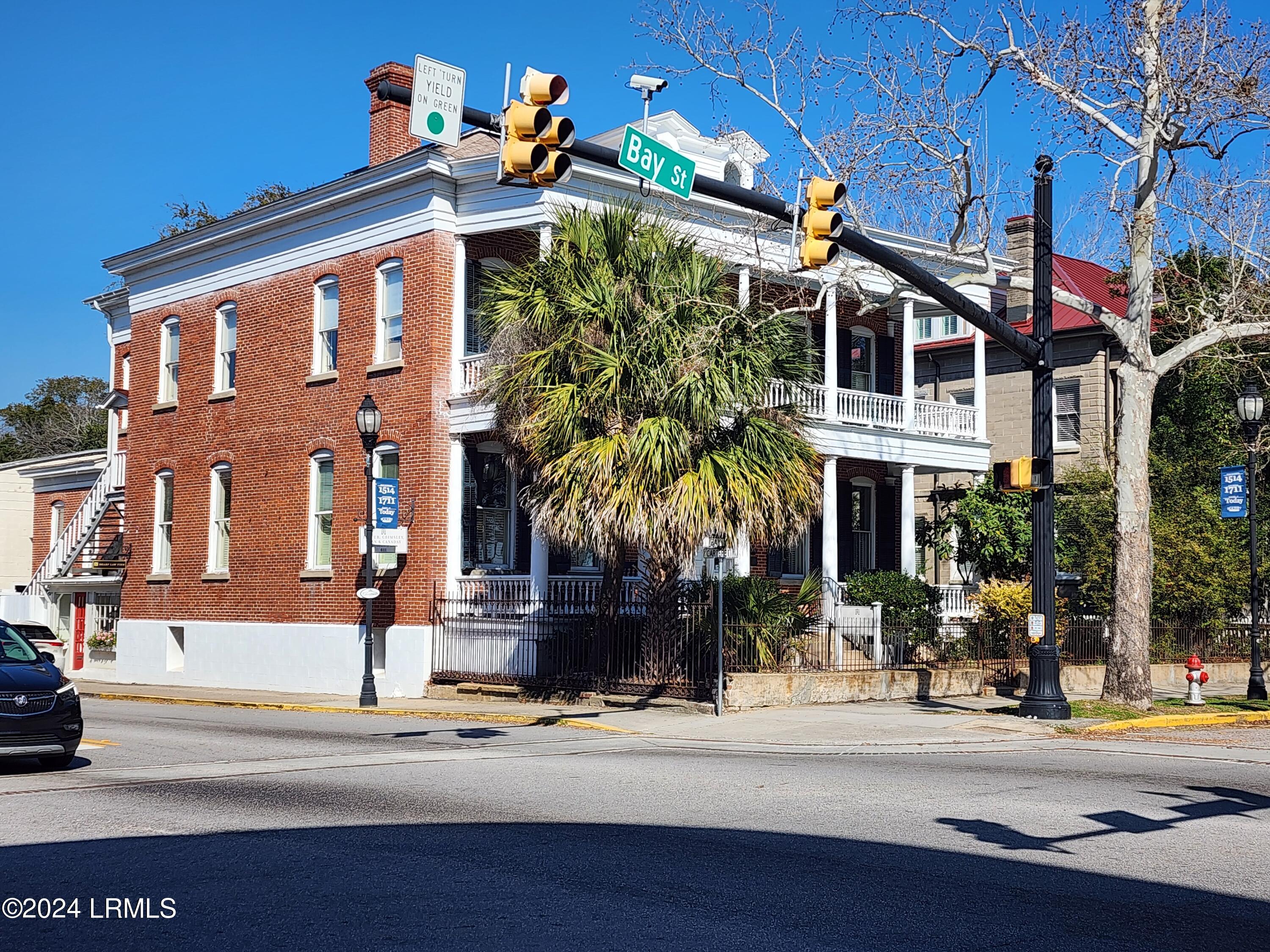 611 Bay Street