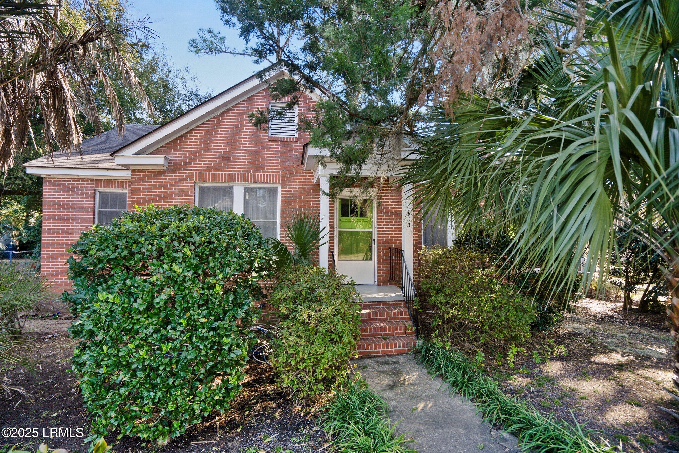 513 Ribaut Road