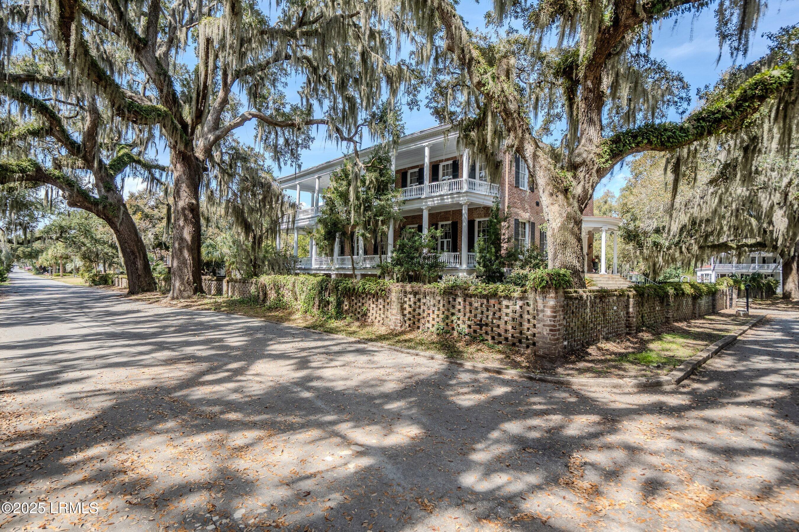 604 Pinckney Street
