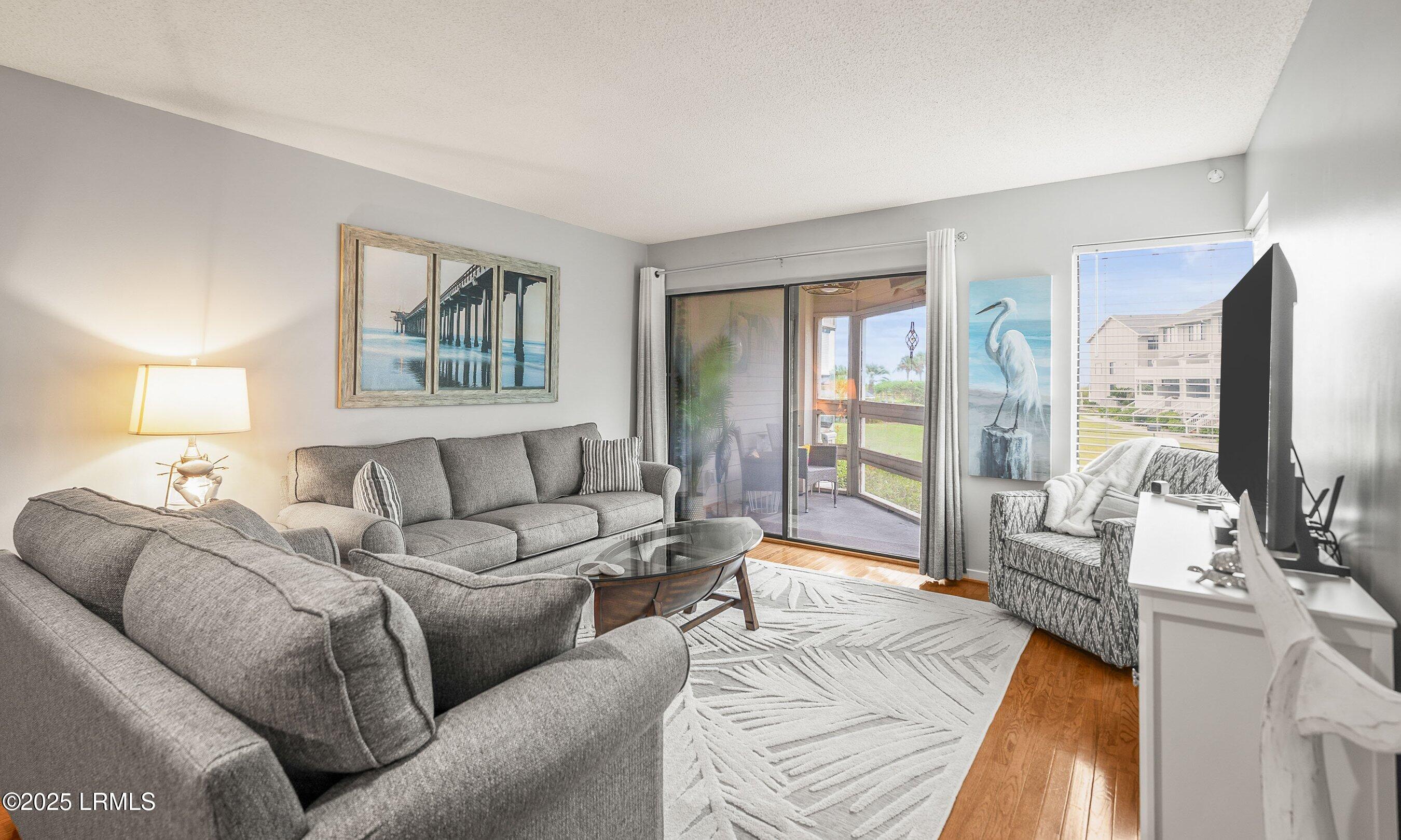 2 Harbor Drive N, L111