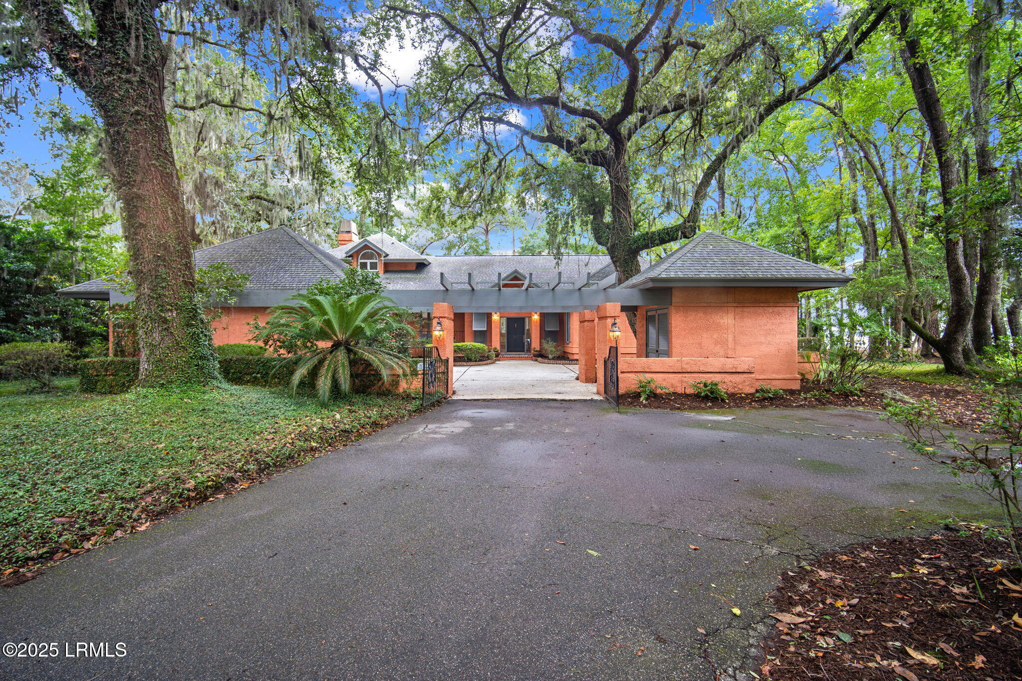 207 Odingsell Court, St. Helena Island photo