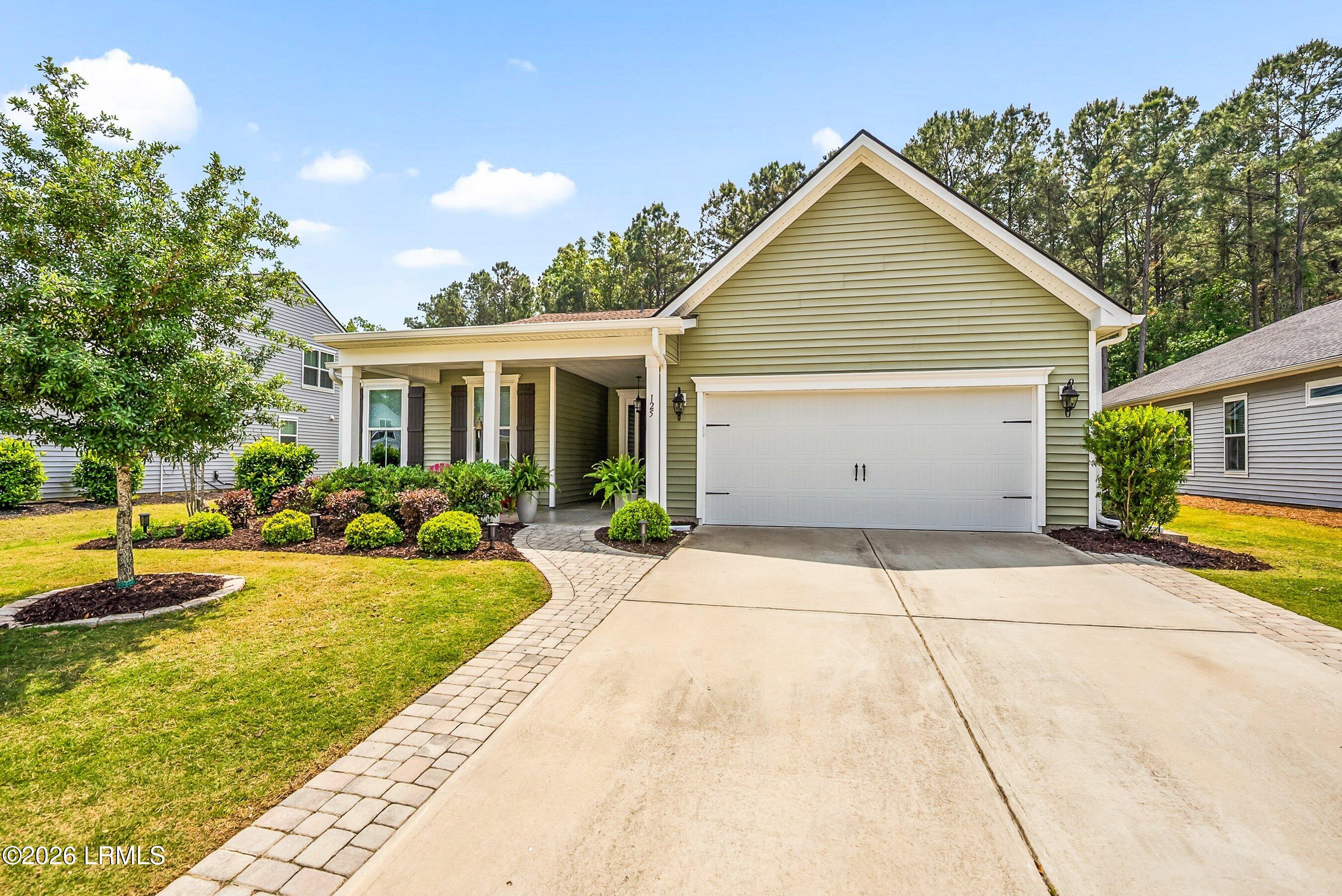 125 Carolina Oaks Avenue photo
