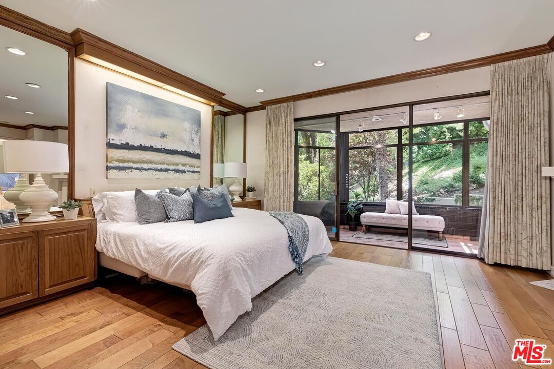4760 Park Encino Ln Unit: 109