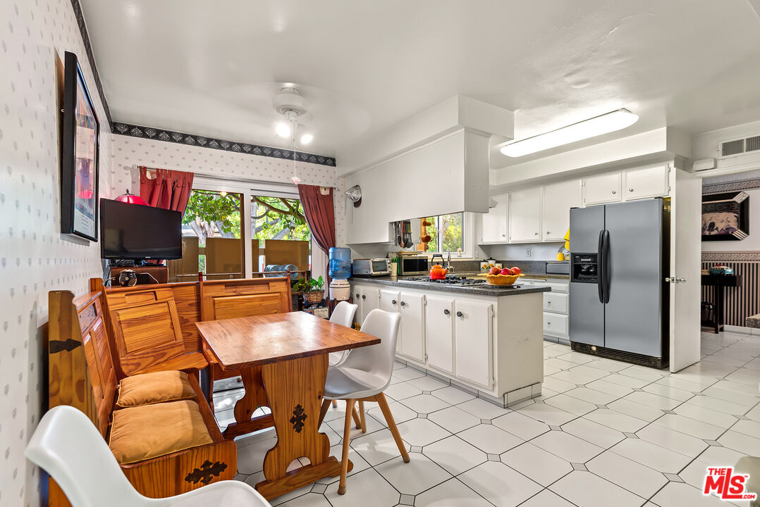 18653 Palomino Dr
