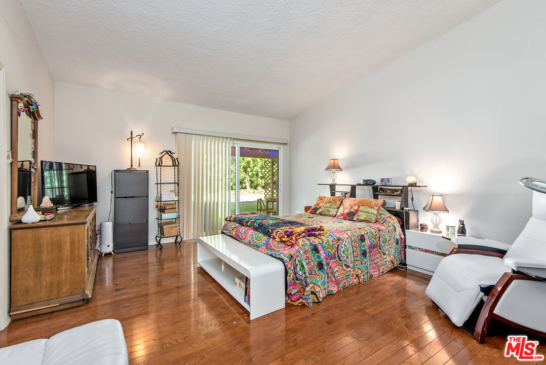 18653 Palomino Dr