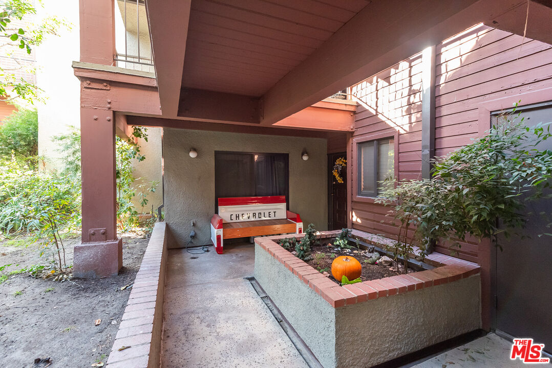 1809 Peyton Ave Unit: 113