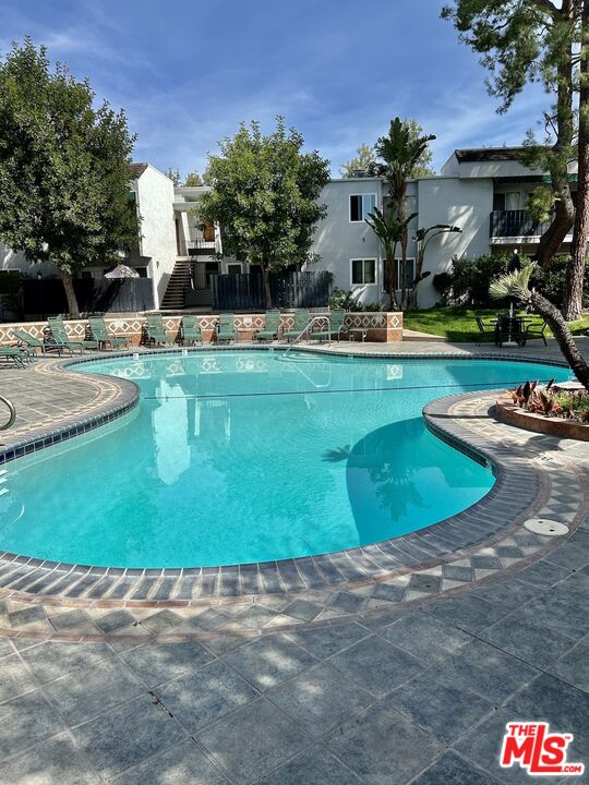 18645 Hatteras St Unit: 274
