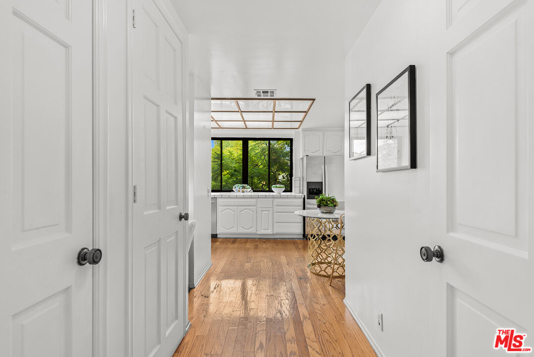 4736 Park Encino Ln Unit: 215