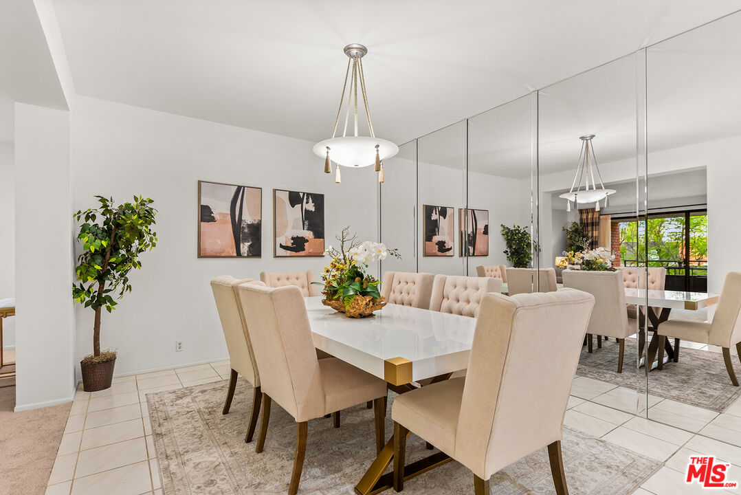 4736 Park Encino Ln Unit: 215