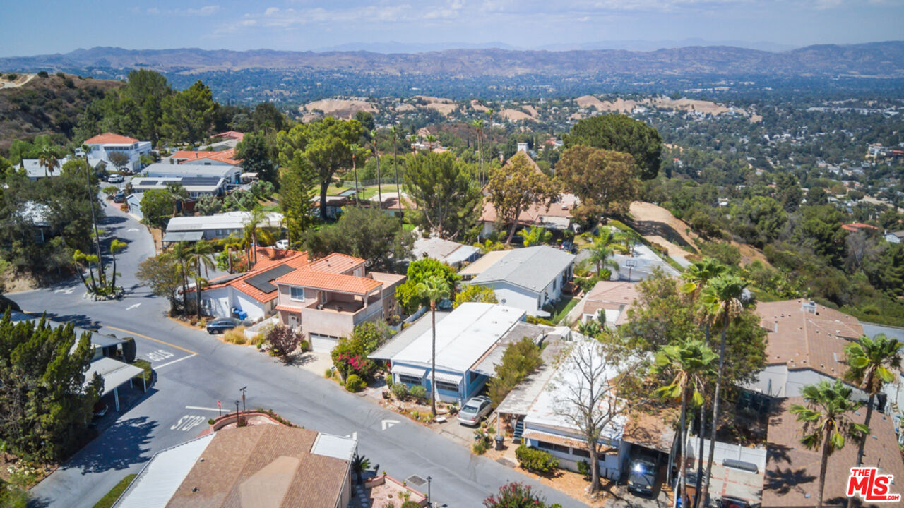 120 Navajo Ln