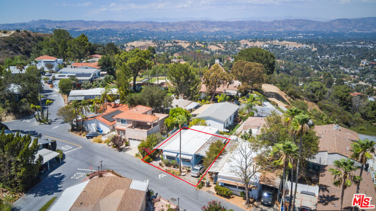 120 Navajo Ln