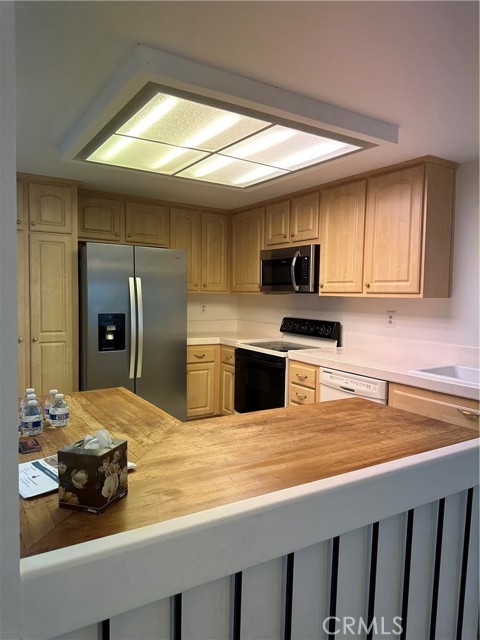 10541 Larwin AVE Unit: 5