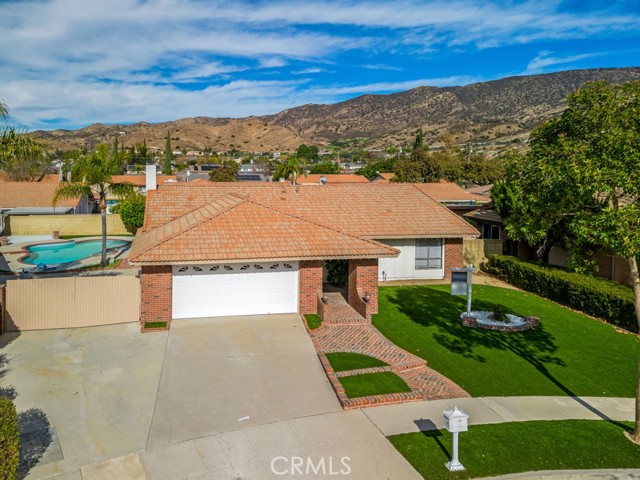 6453 Dowel DR