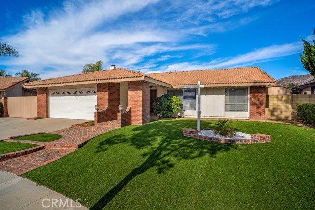 6453 Dowel DR