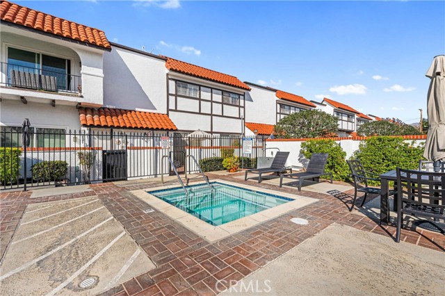 10030 Owensmouth AVE Unit: 32