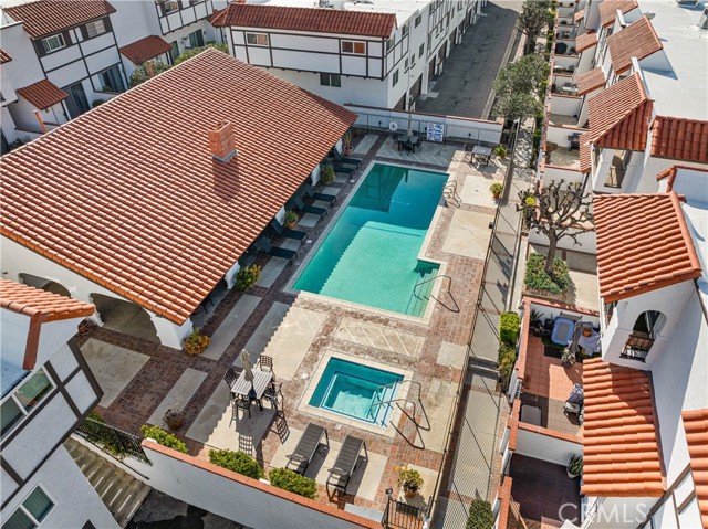 10030 Owensmouth AVE Unit: 32