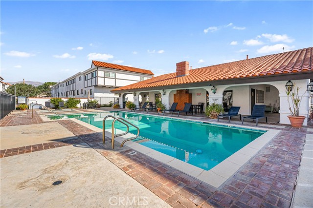 10030 Owensmouth AVE Unit: 32