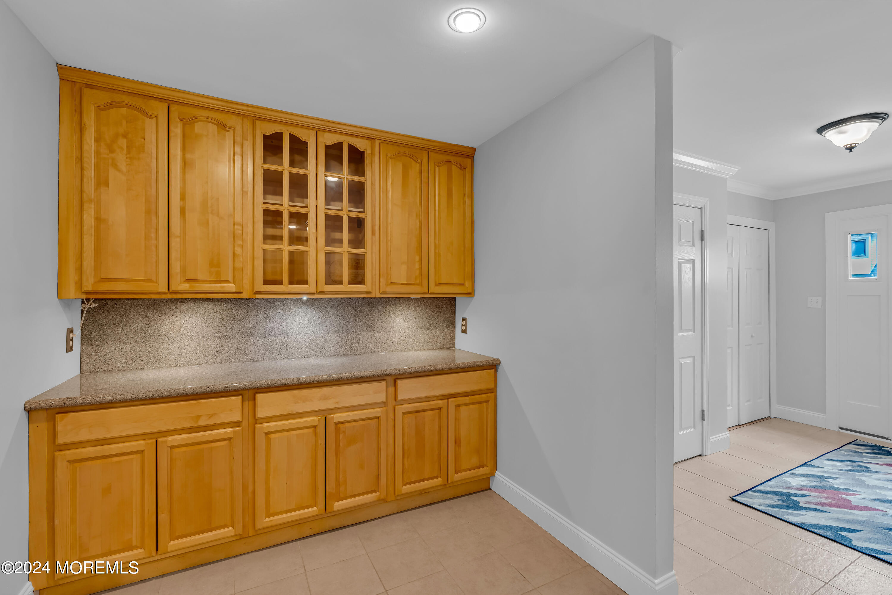17 Lexington Circle
