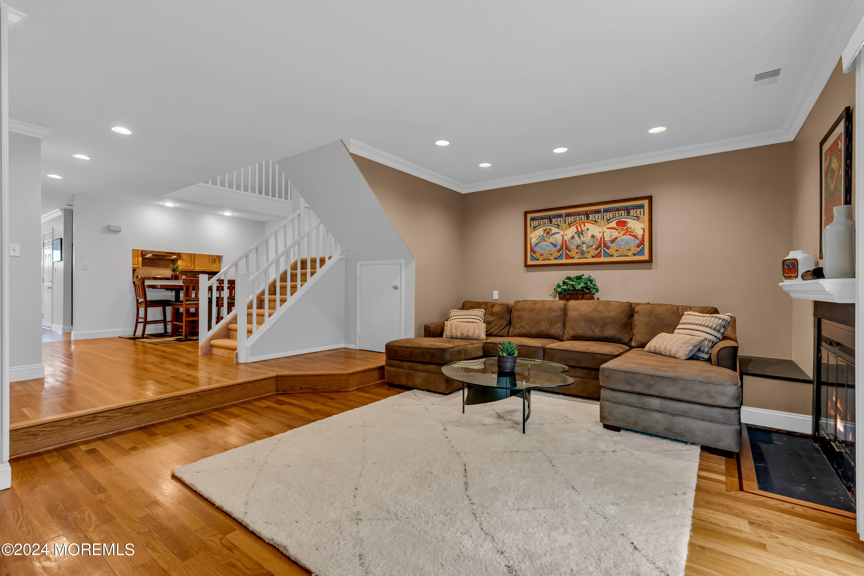 17 Lexington Circle