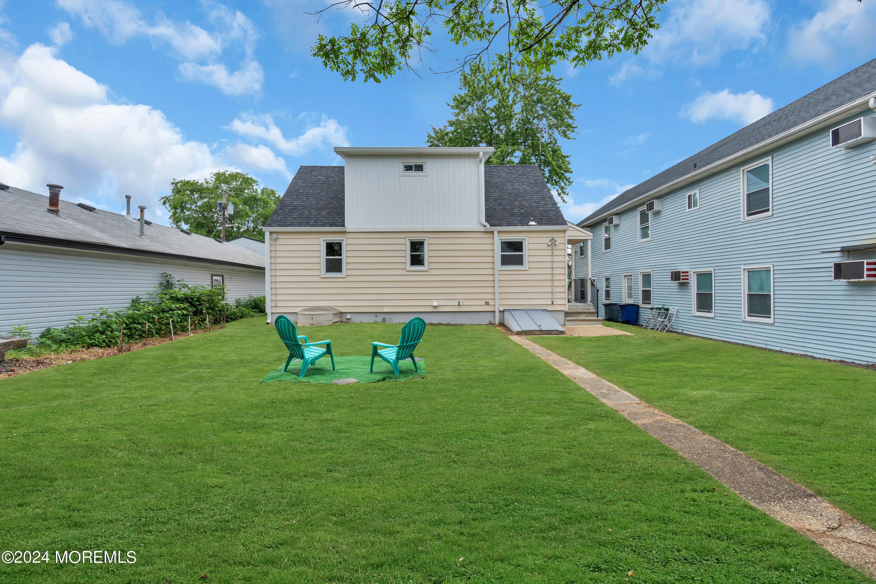 35 Lower Main Street