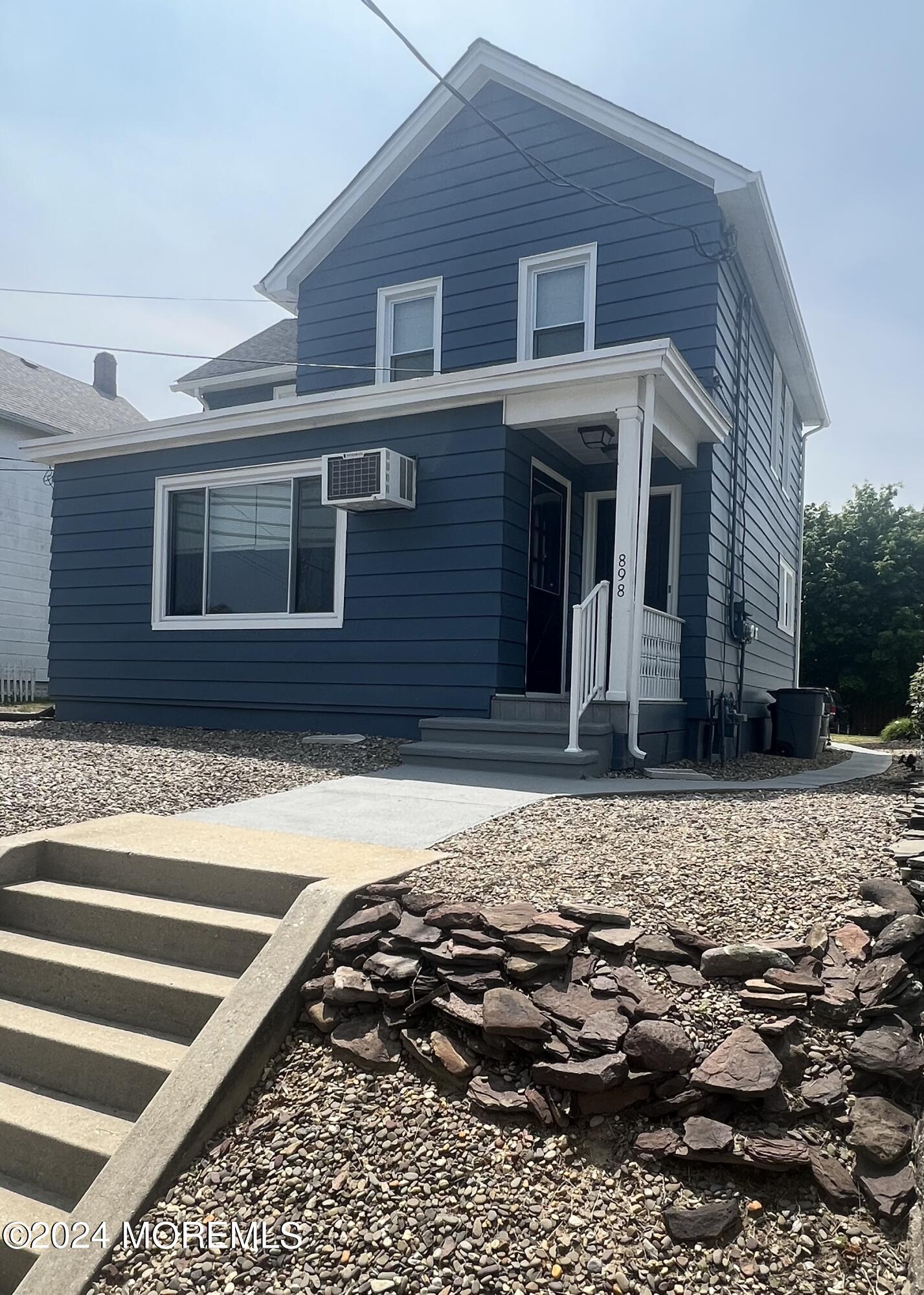898 State Route 34, B