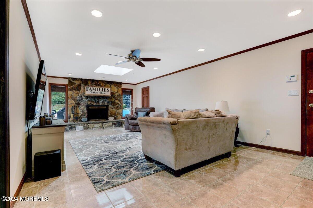 14 Brentwood Road