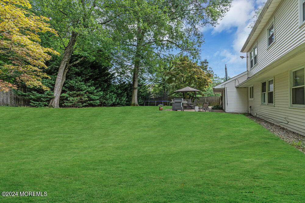 80 Warren Drive