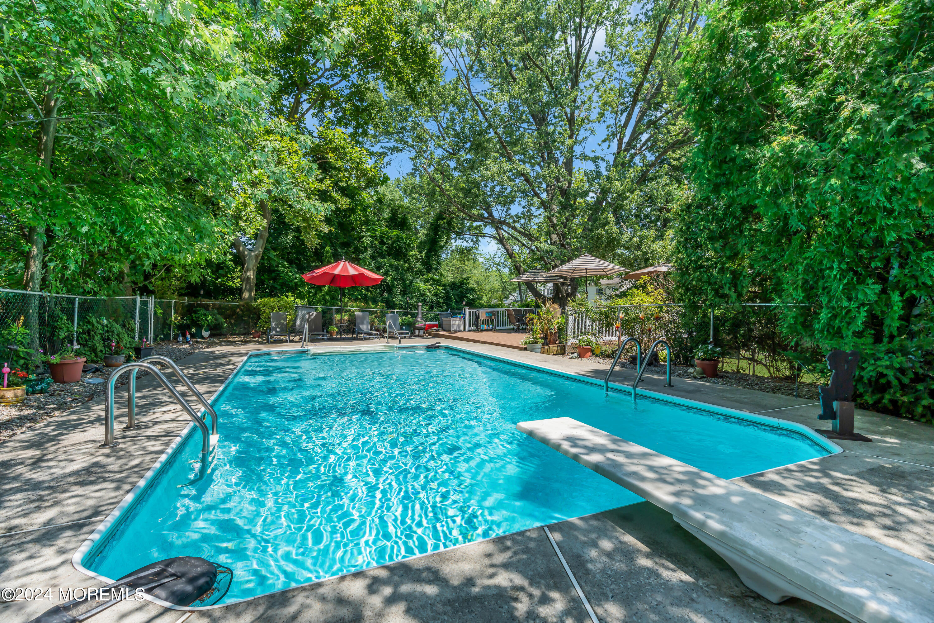 35 Chestnut Drive