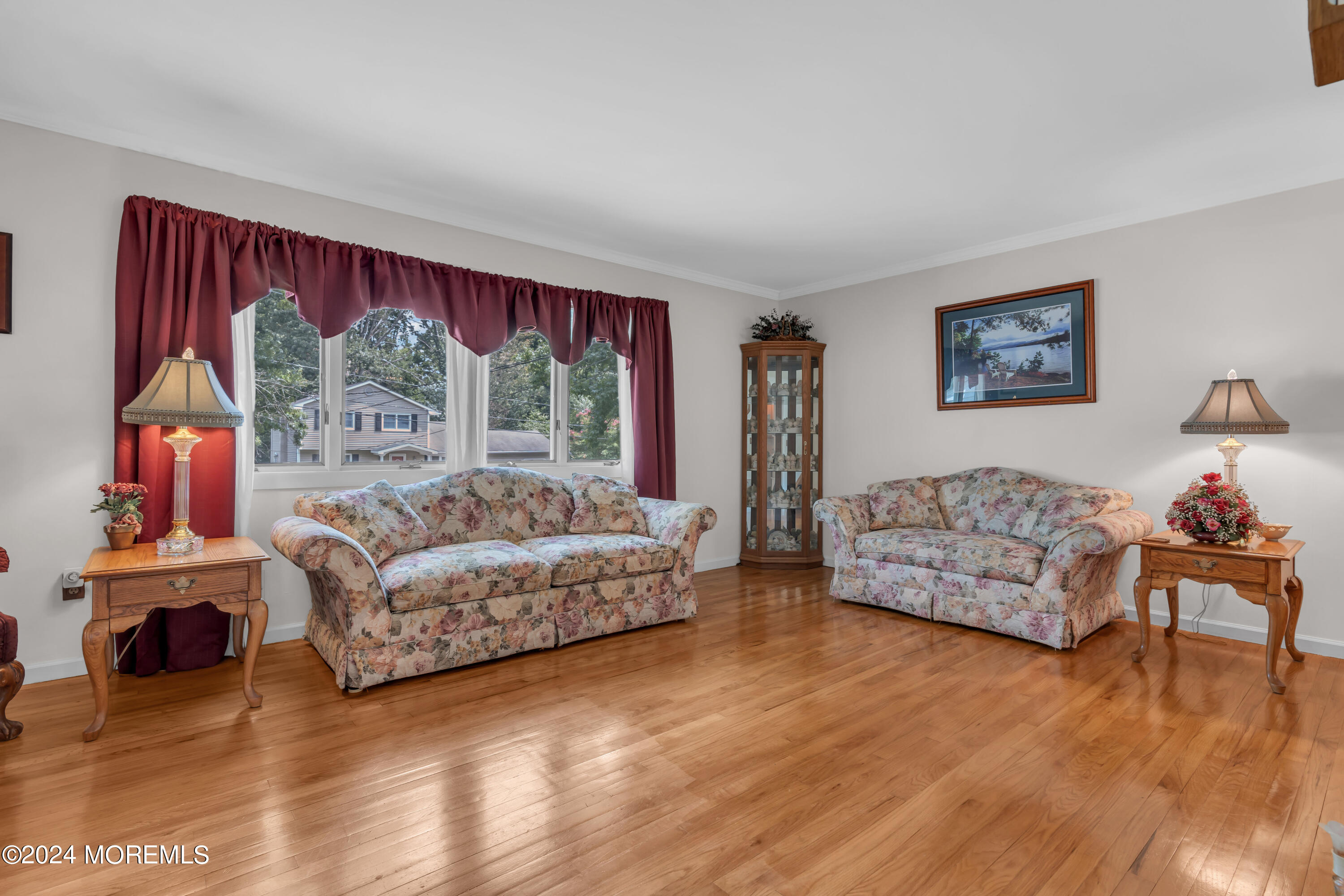 35 Chestnut Drive