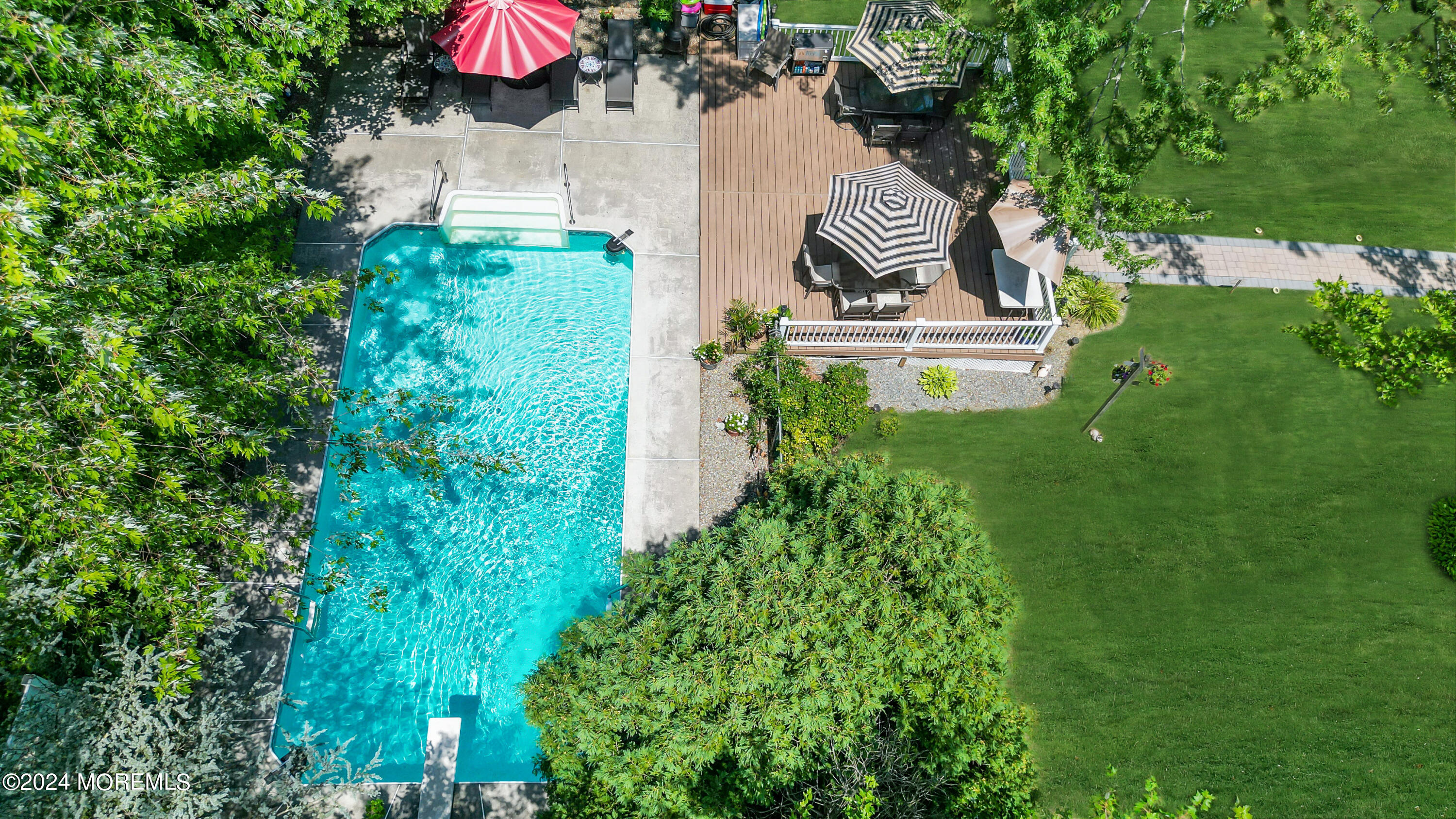 35 Chestnut Drive