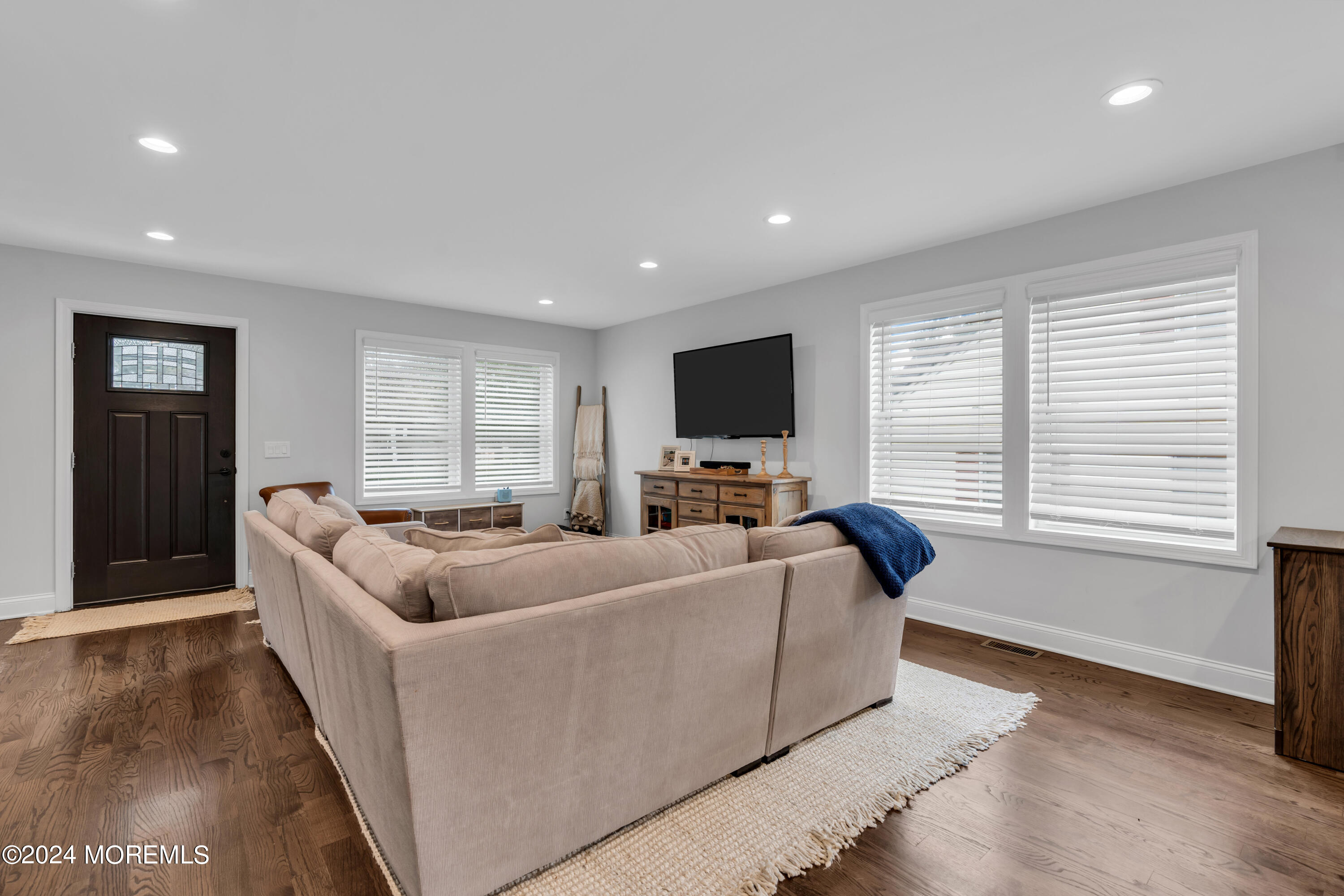 14 Asbury Avenue
