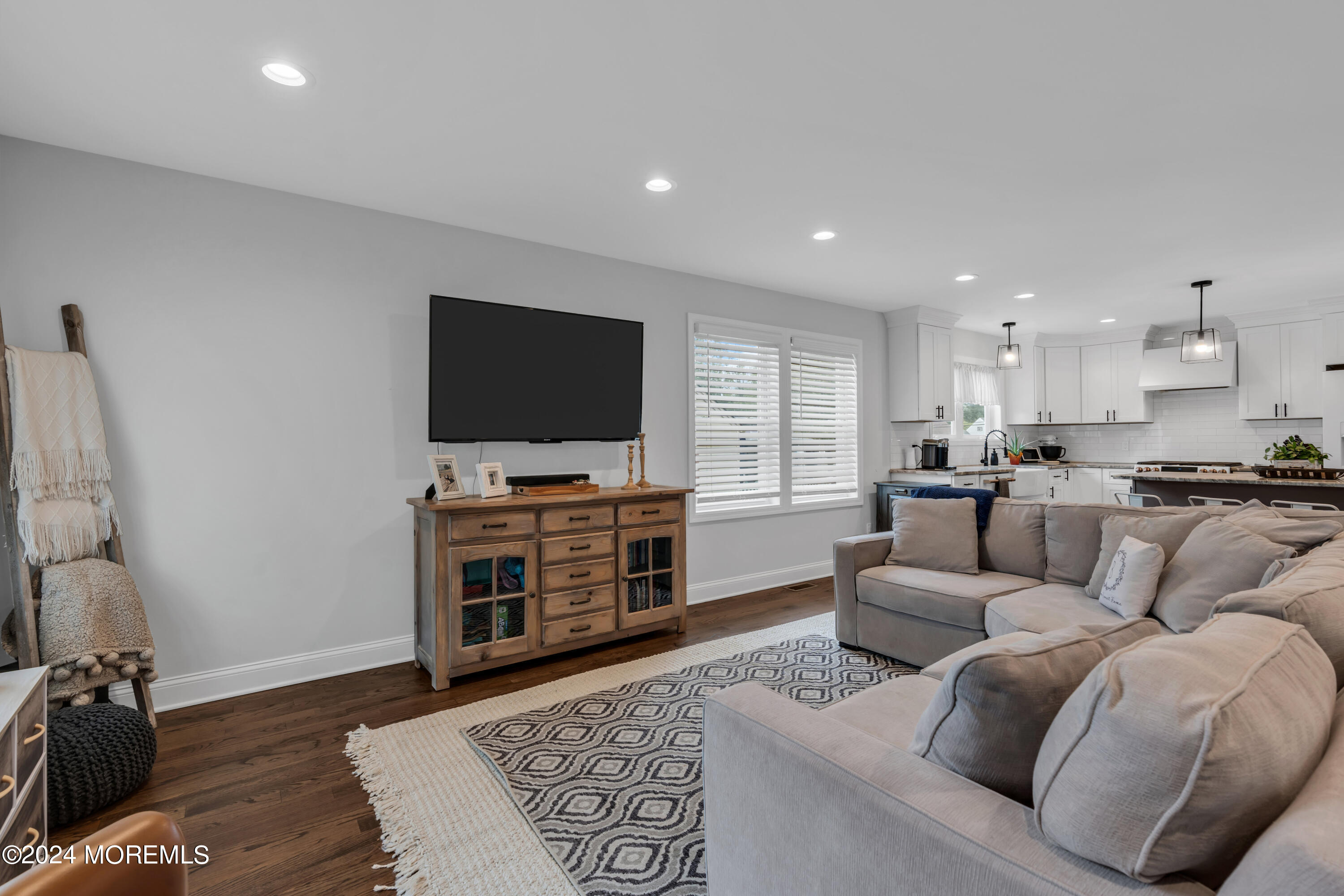 14 Asbury Avenue