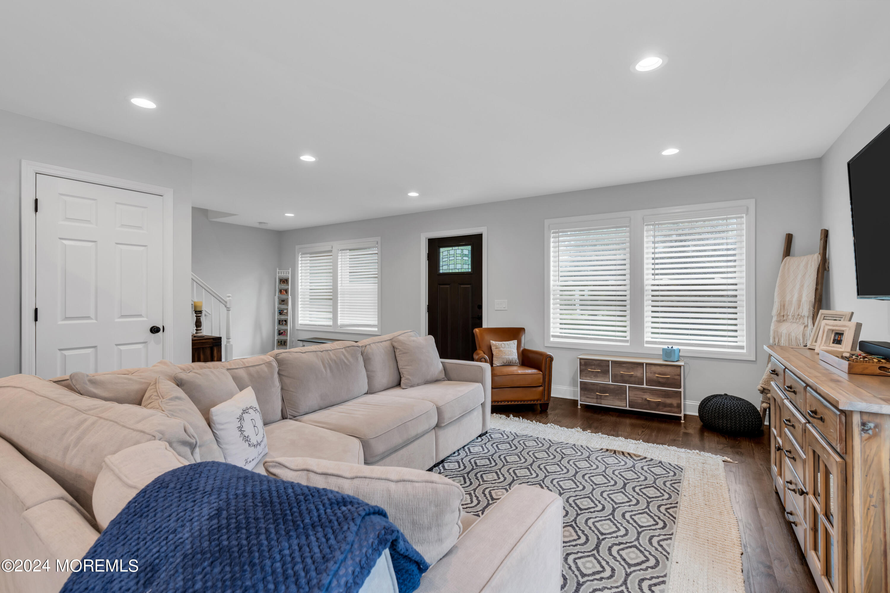 14 Asbury Avenue