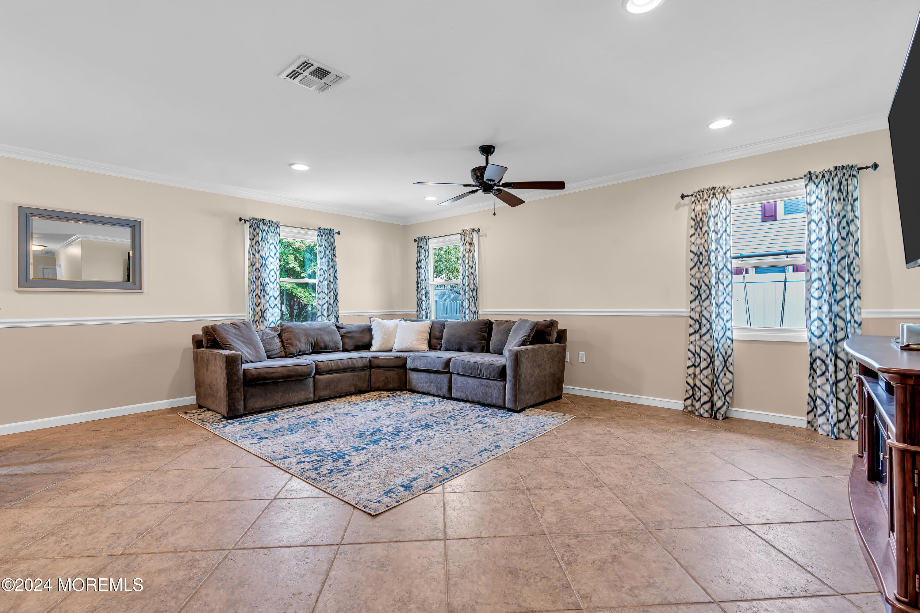 49 Idlewild Lane