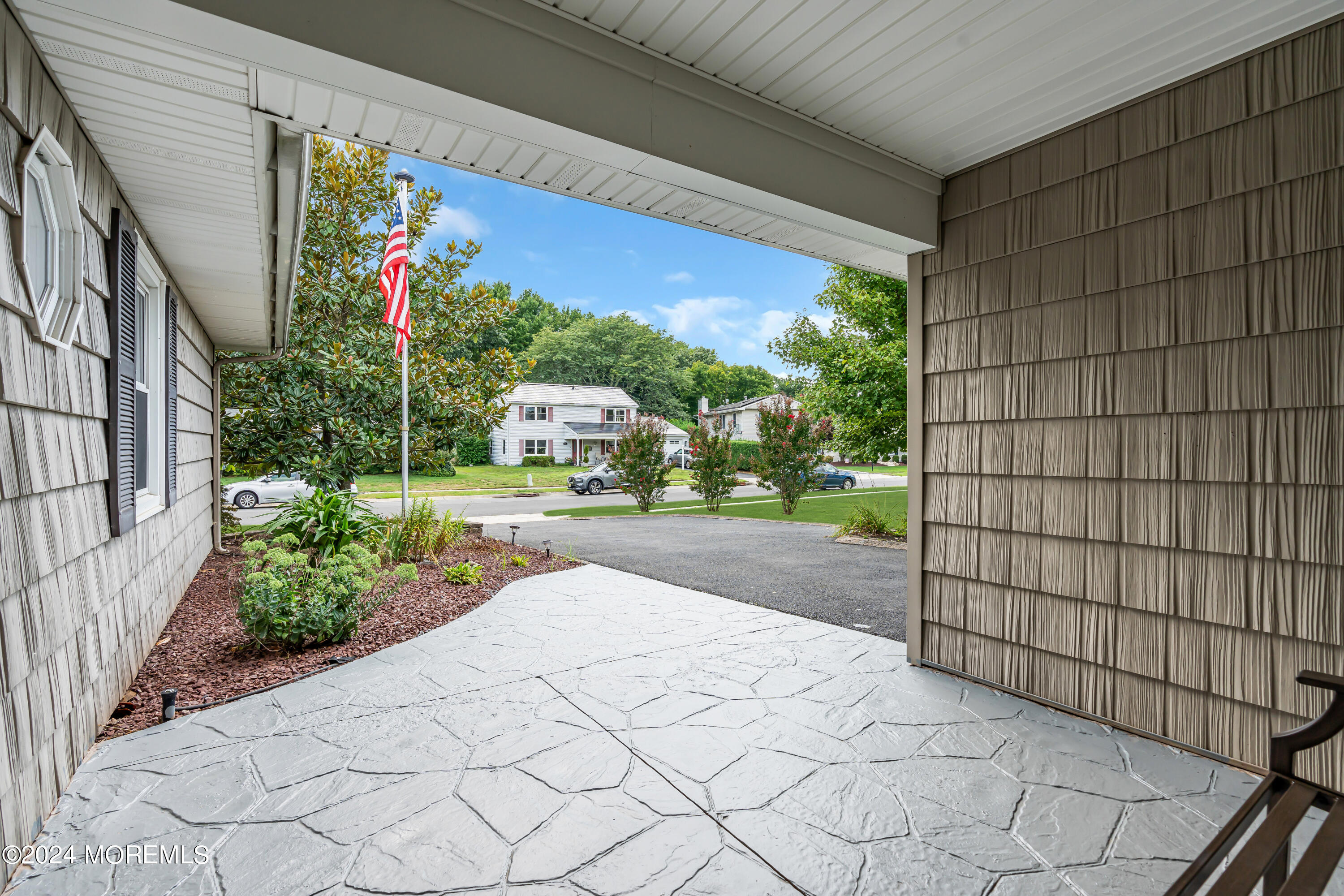 49 Idlewild Lane