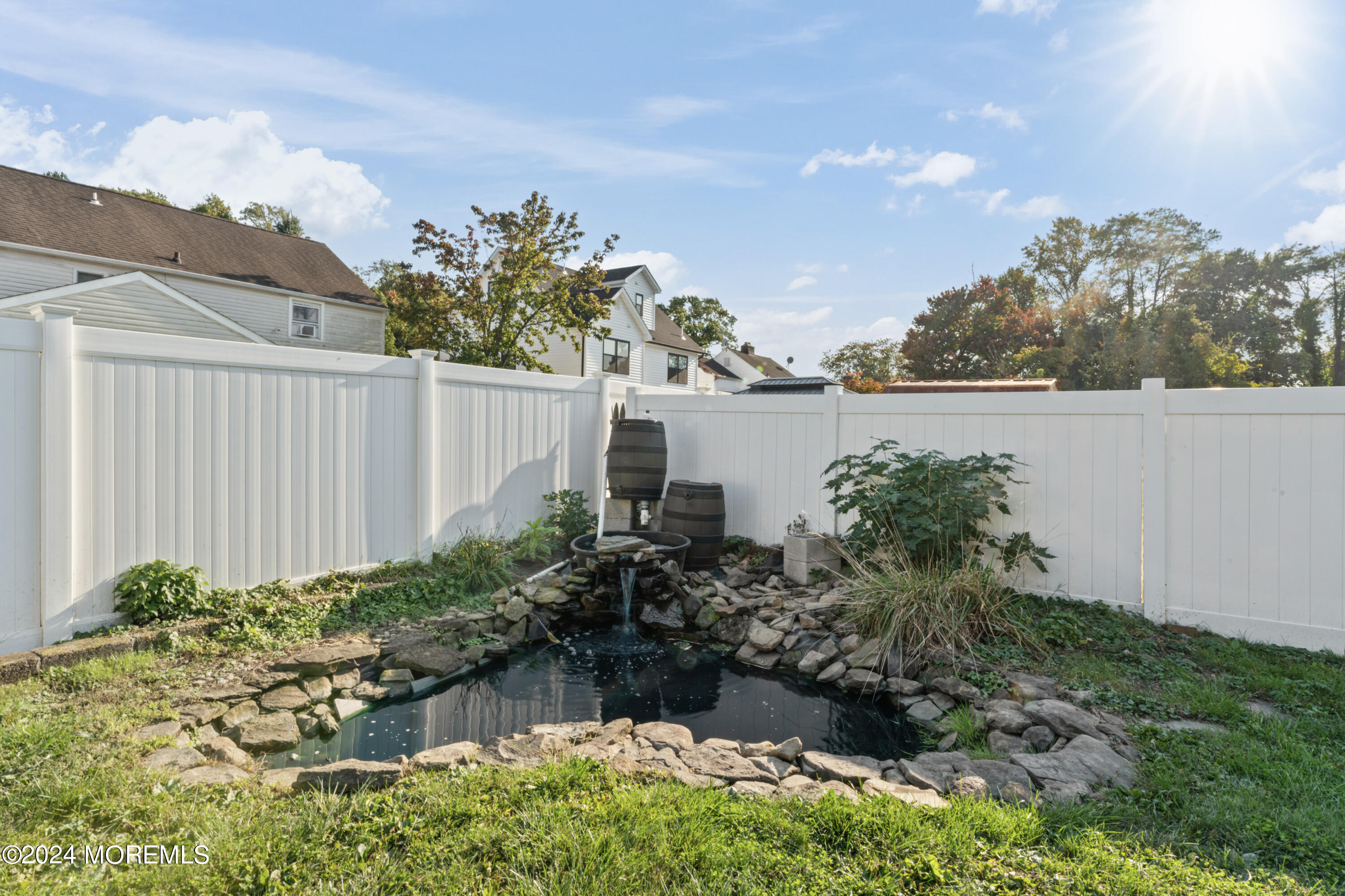 3 Elizabeth Drive