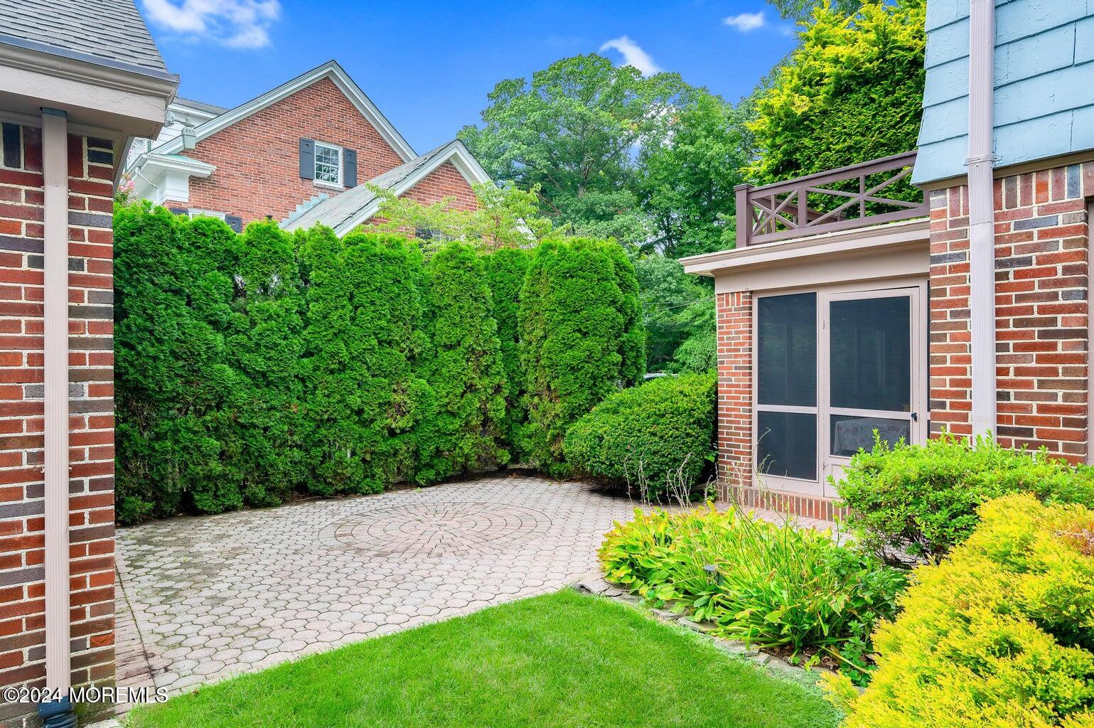 3 Edgemere Drive
