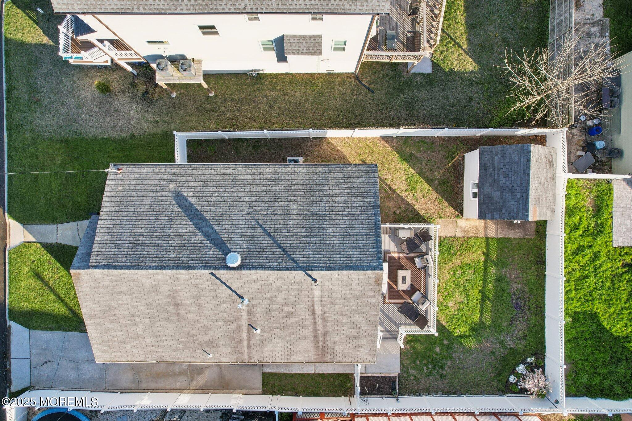 802 Center Street