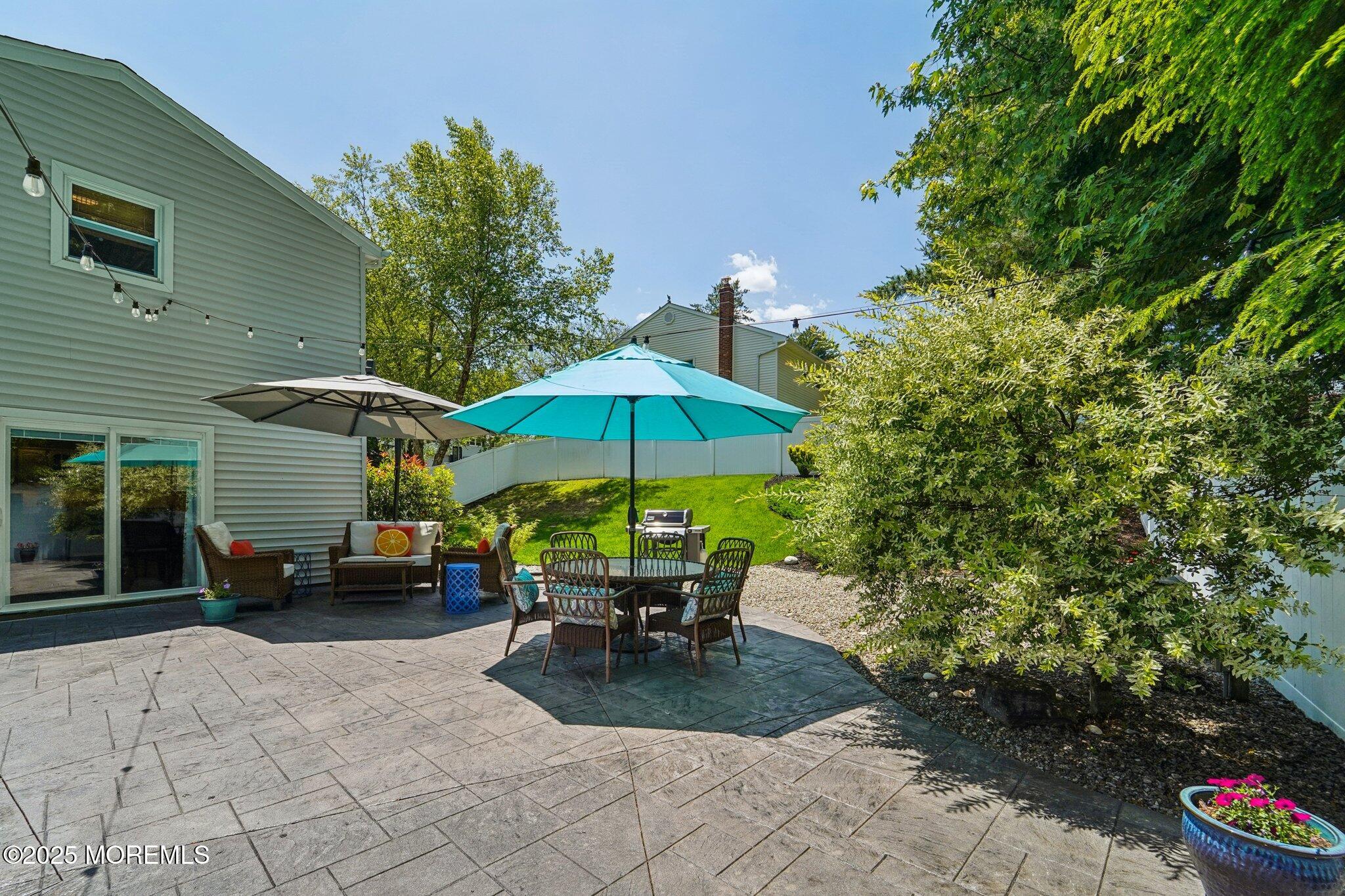 35 Poet Drive