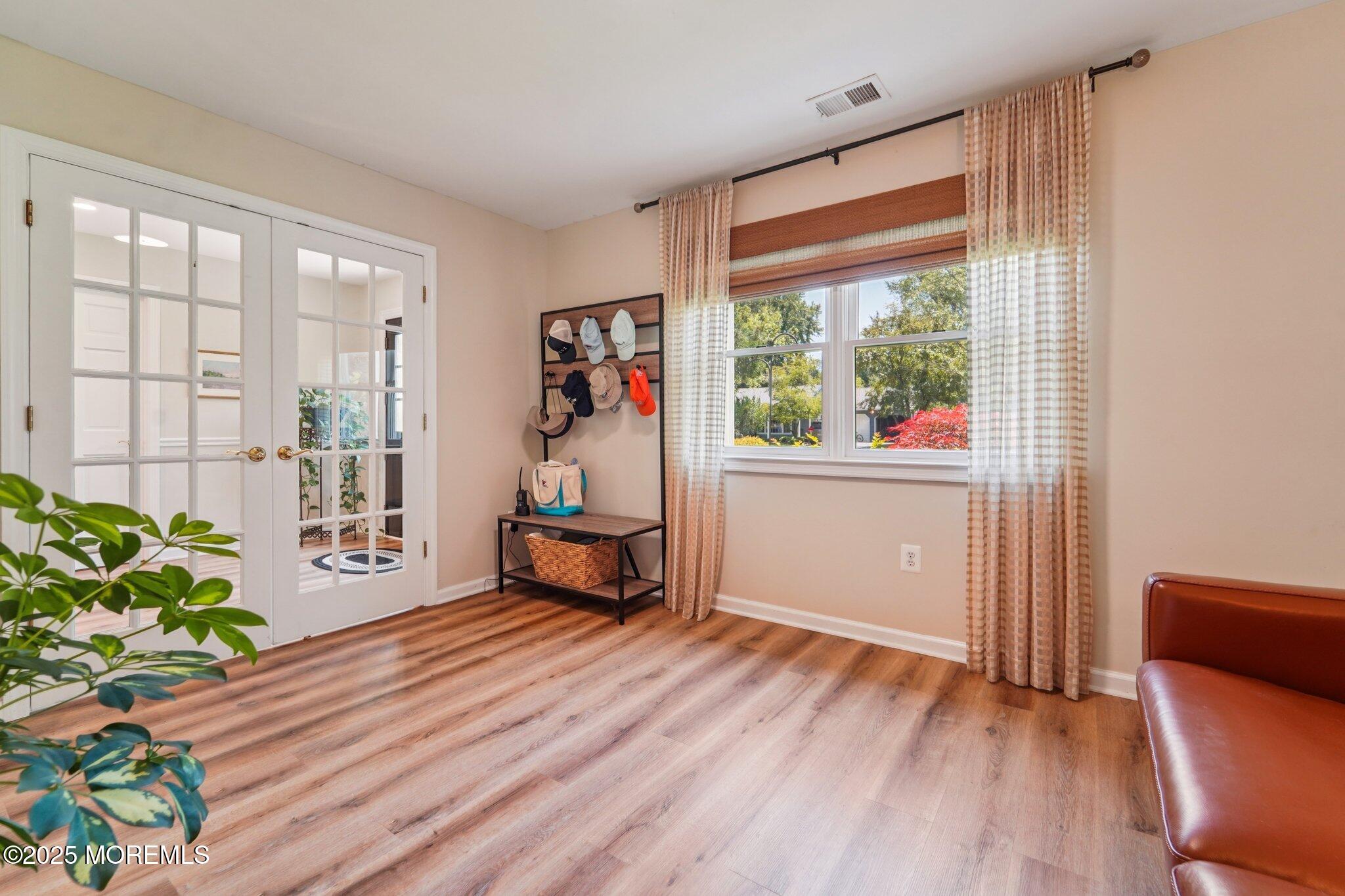 35 Poet Drive