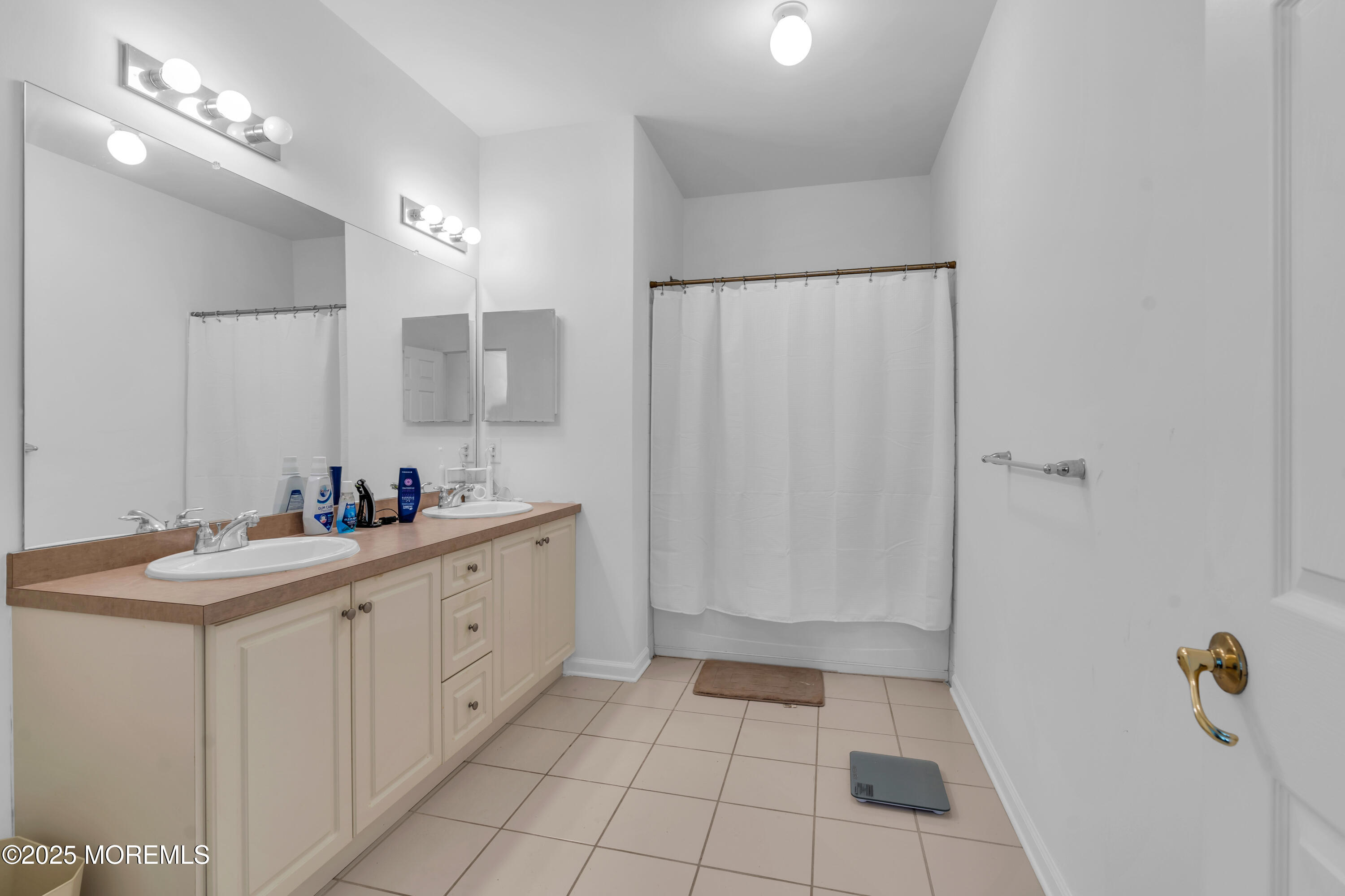 215 Sloan Court