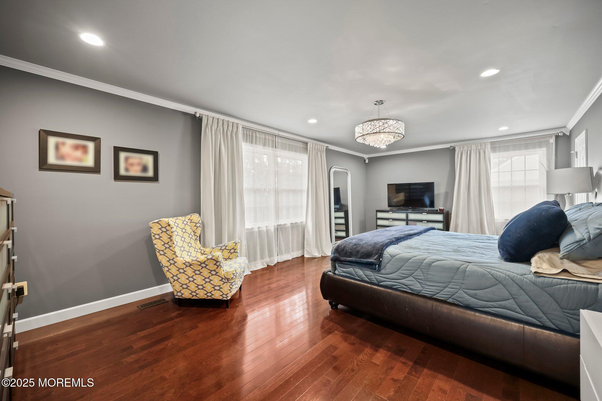 2 Independence Drive