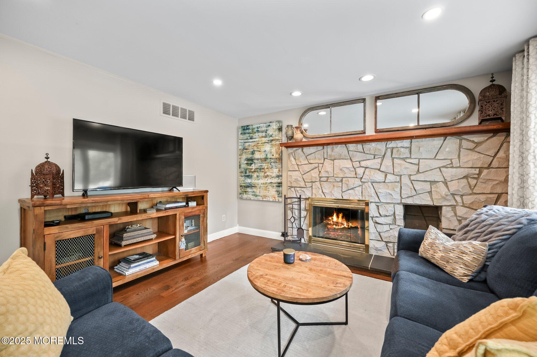 2 Independence Drive