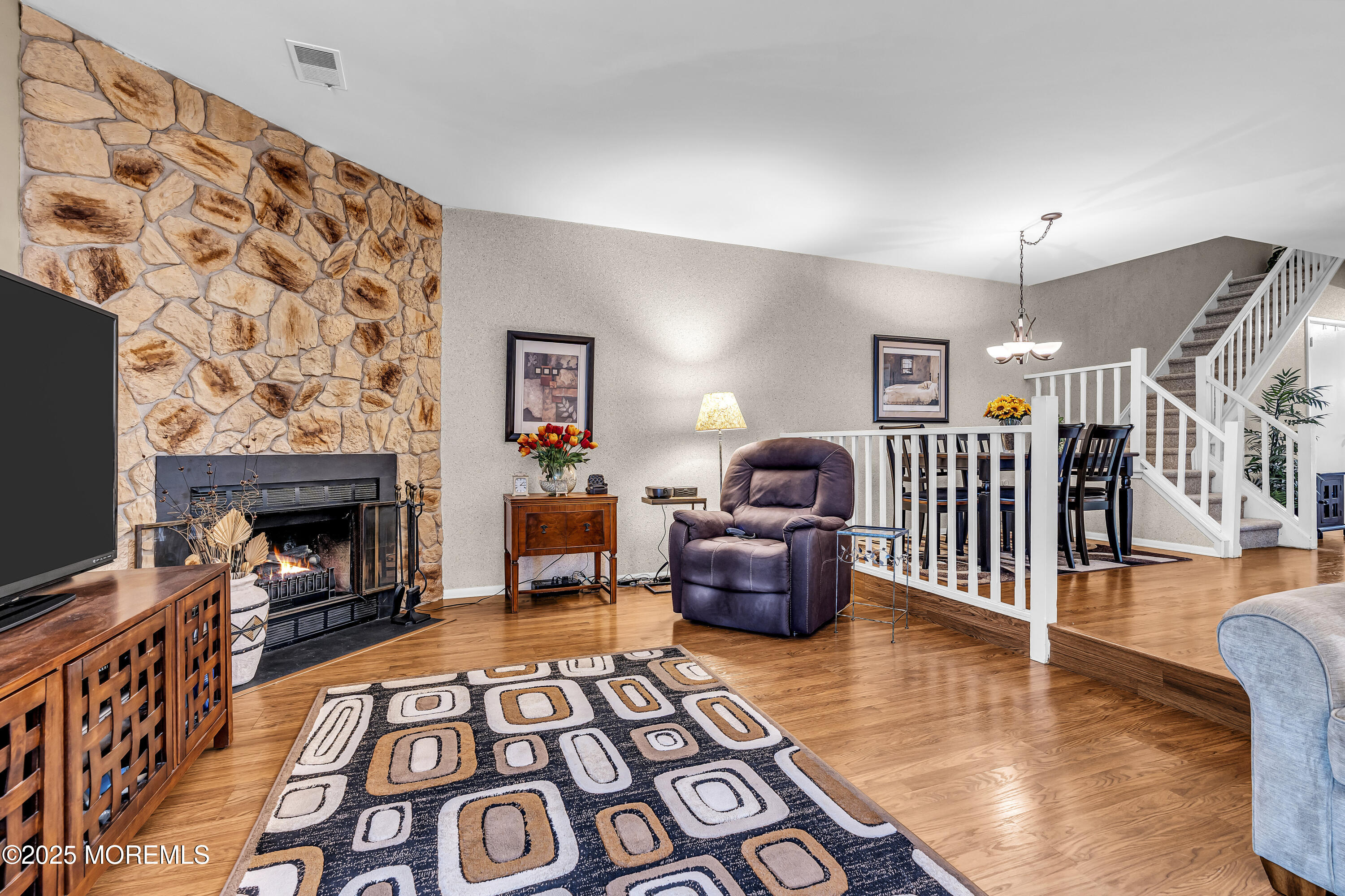 123 Lexington Circle