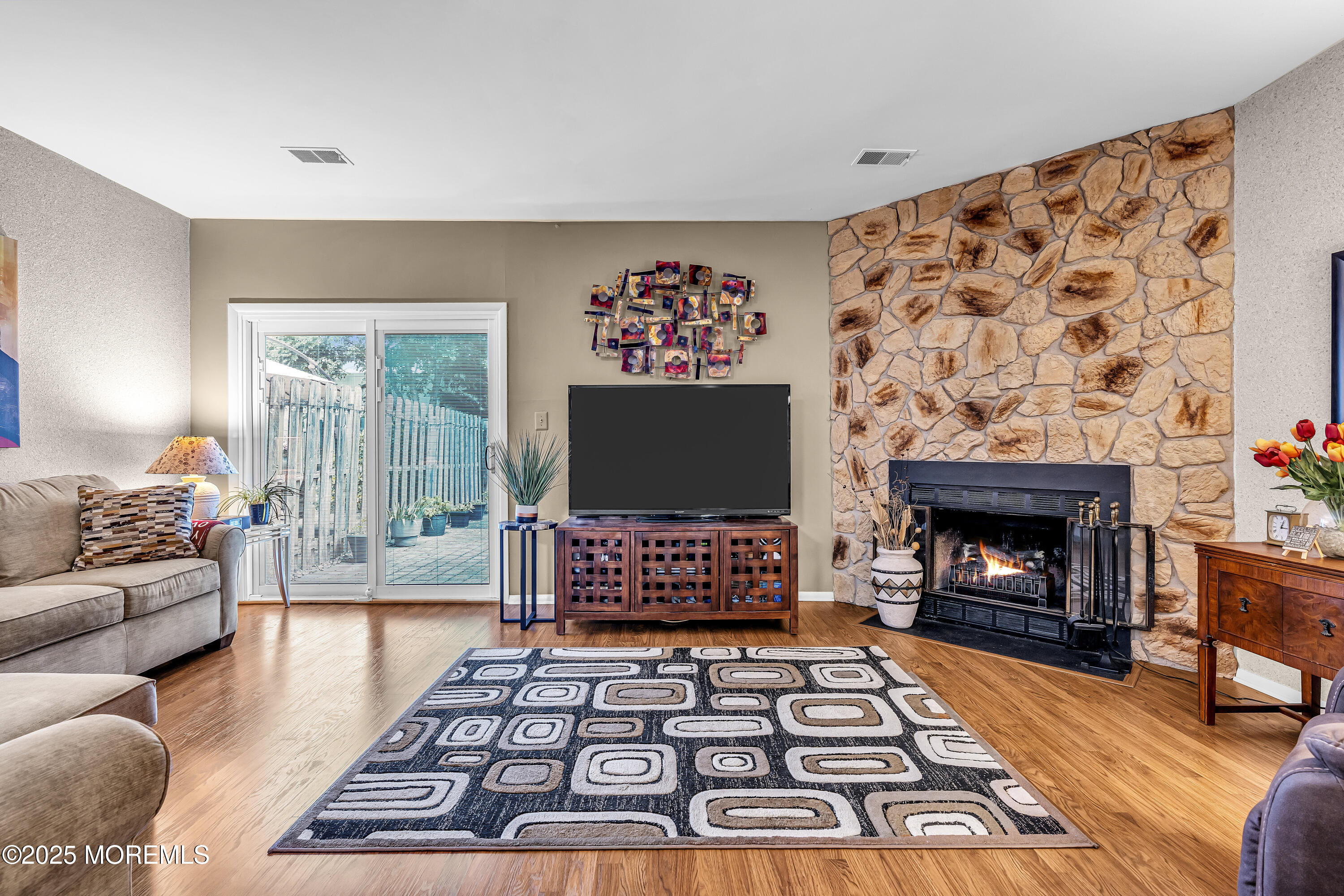 123 Lexington Circle