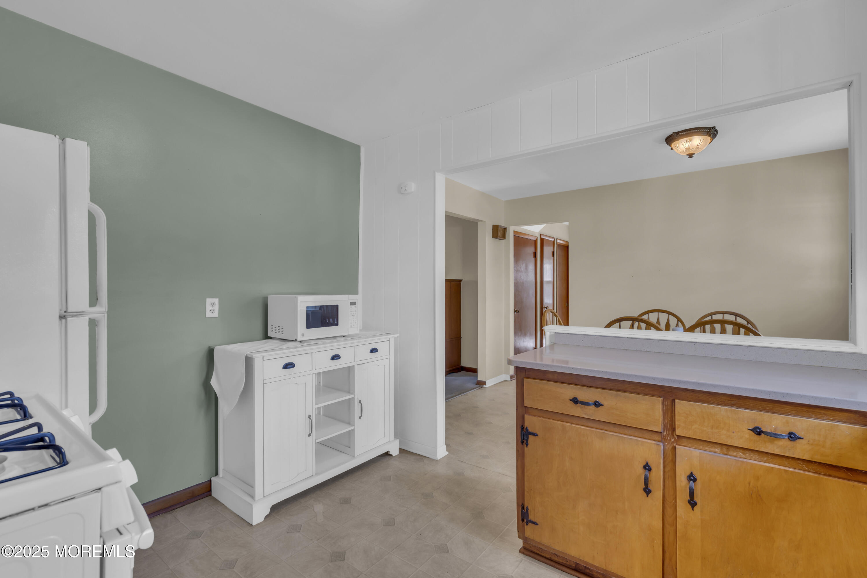 208-212 Cliffwood Avenue