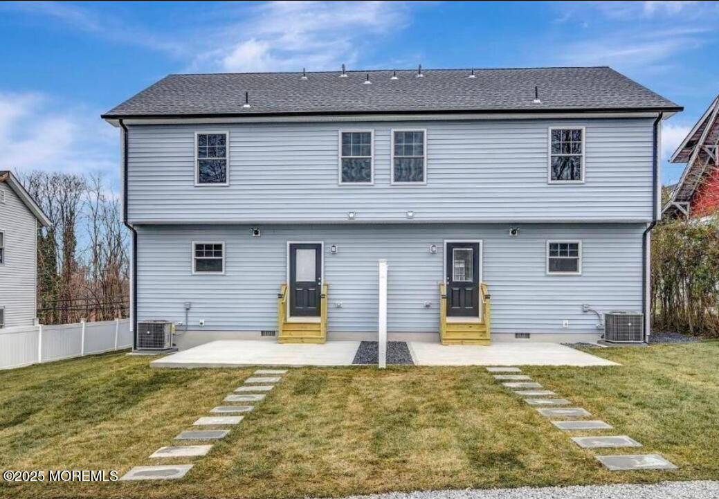 8 Ravine Drive B