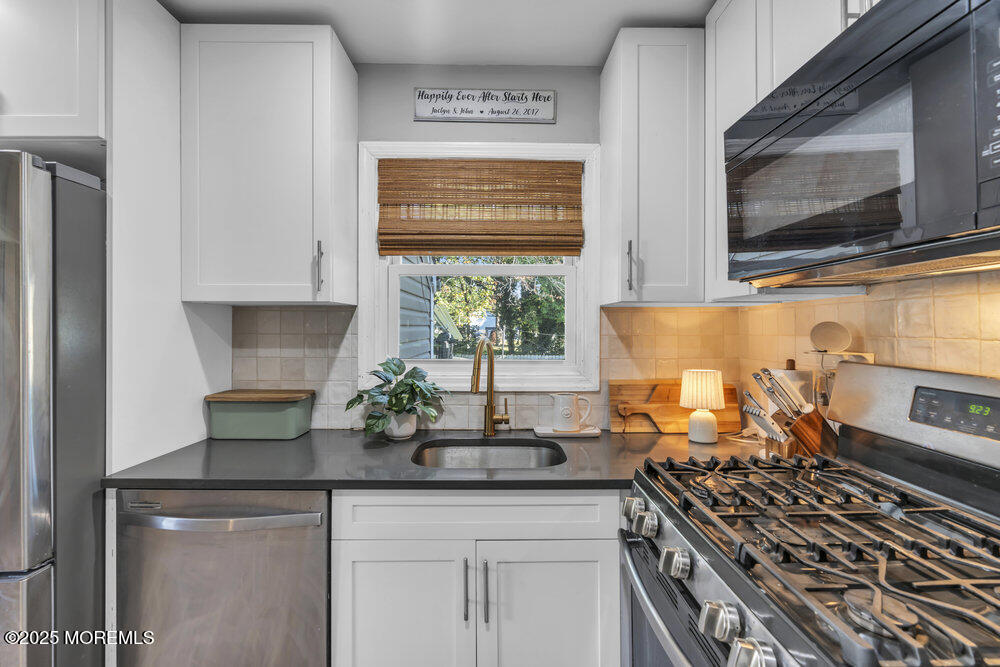 415 Robbins Road