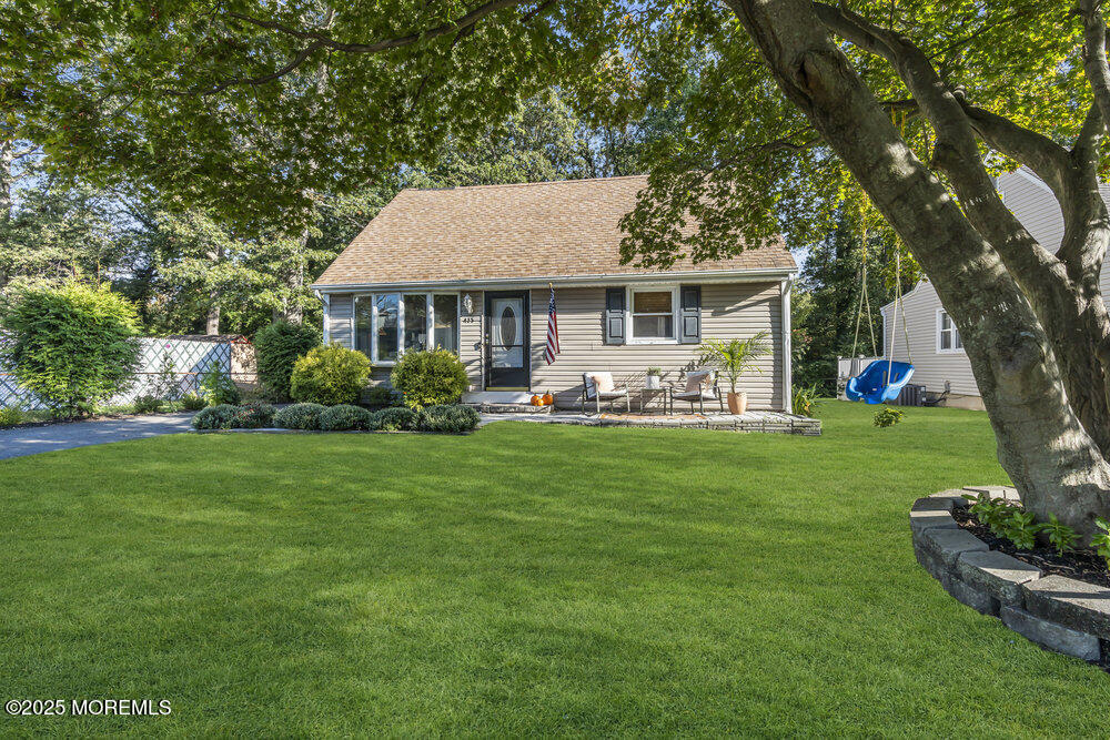 415 Robbins Road