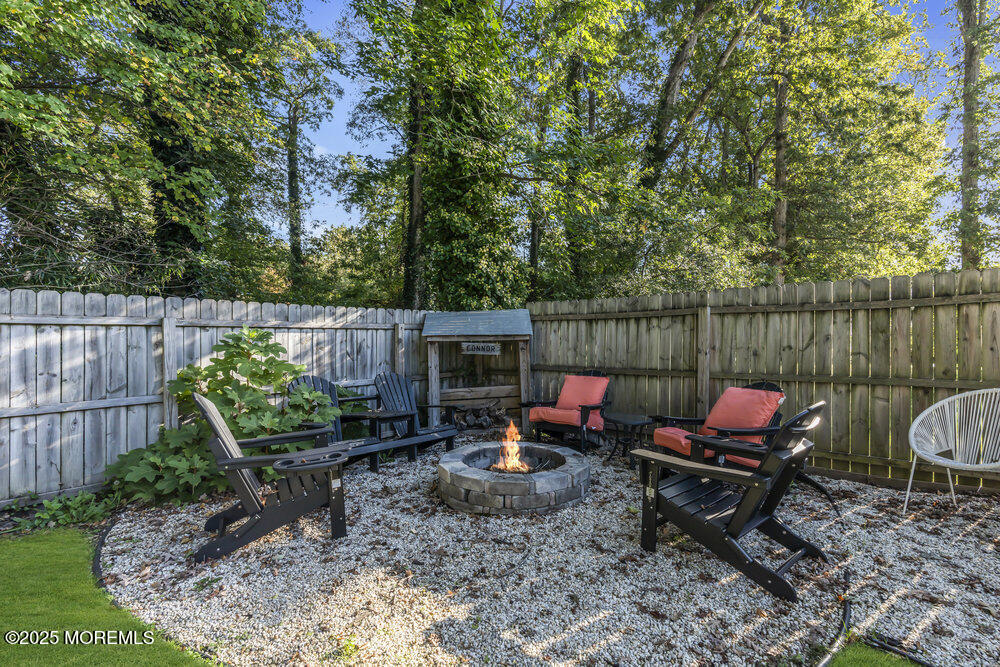 415 Robbins Road